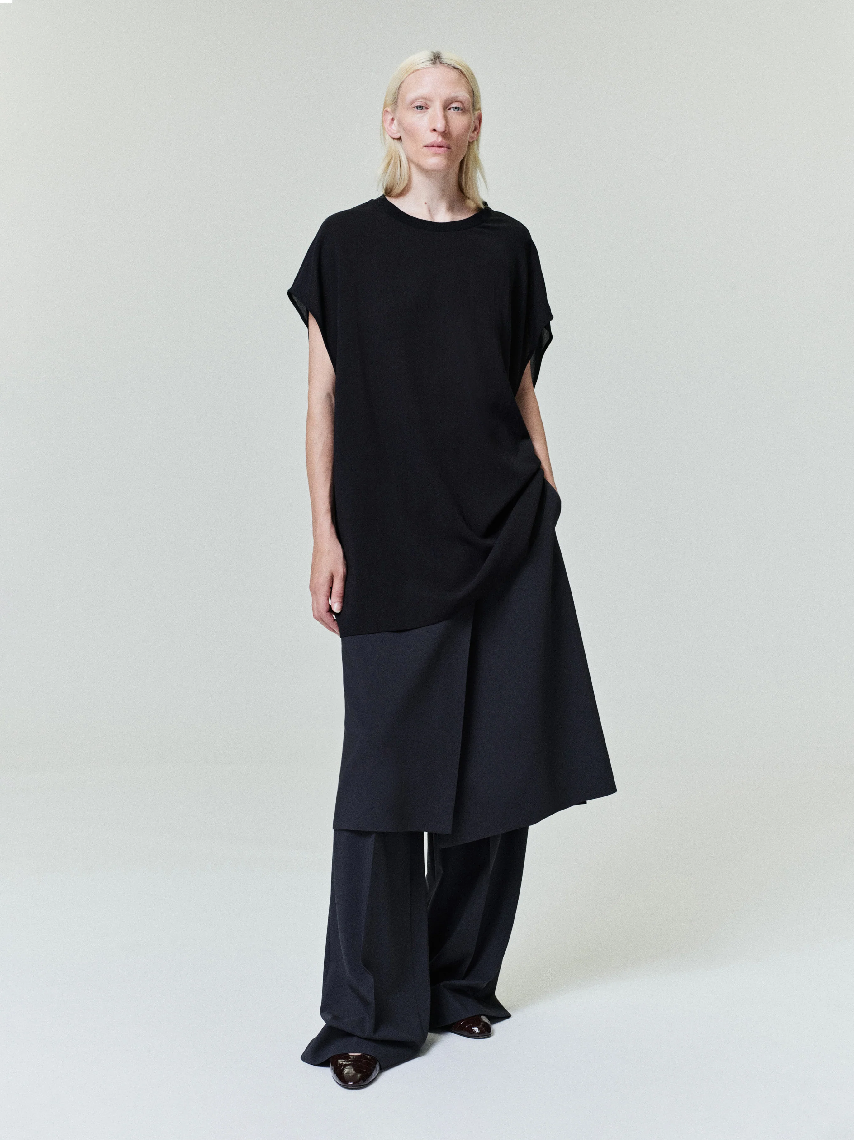 Womens Sheer Viscose Sleeveless Tee