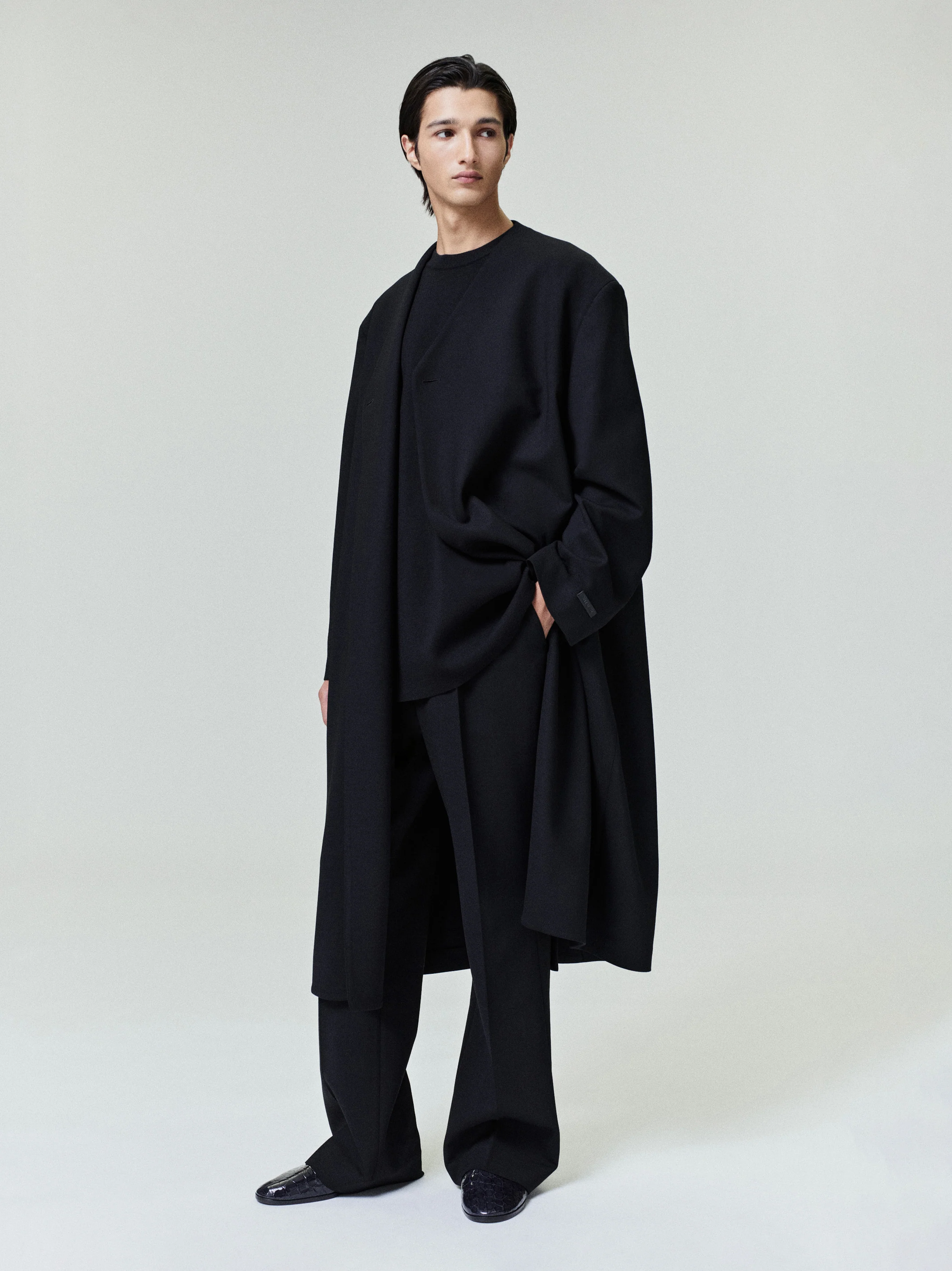 Double Weave Wool Double Breasted Lapelless Coat