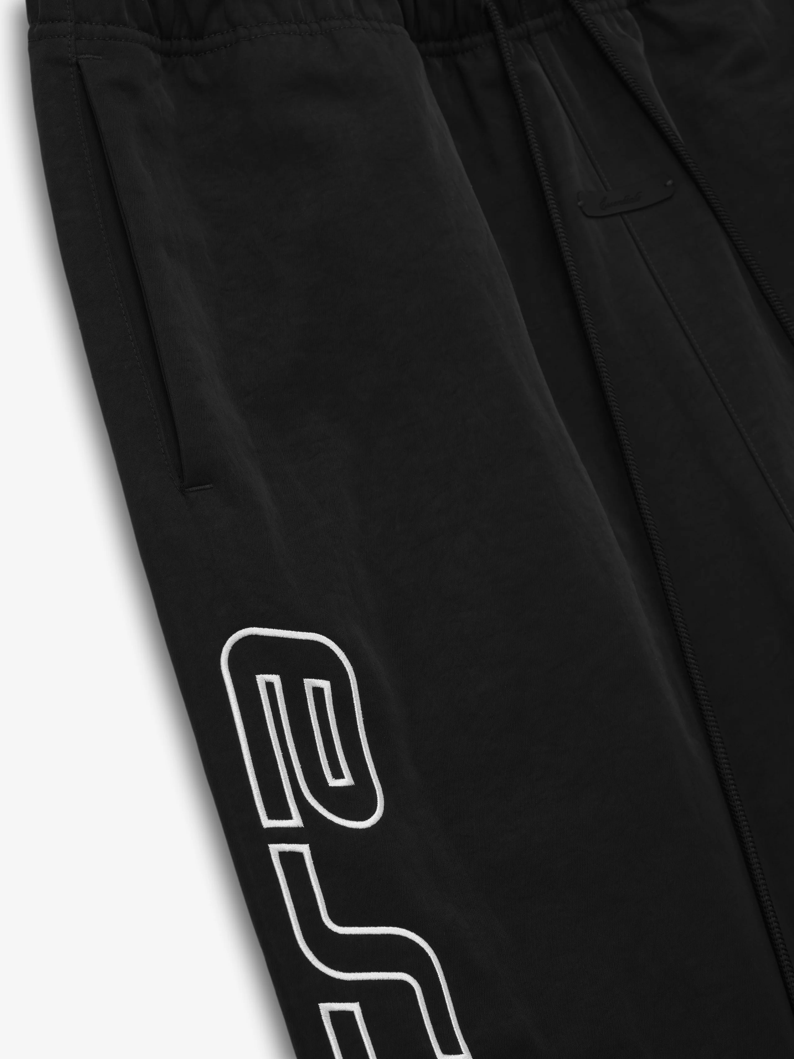 Textured Nylon Active Trace Relaxed Drawstring Pant - Image 3