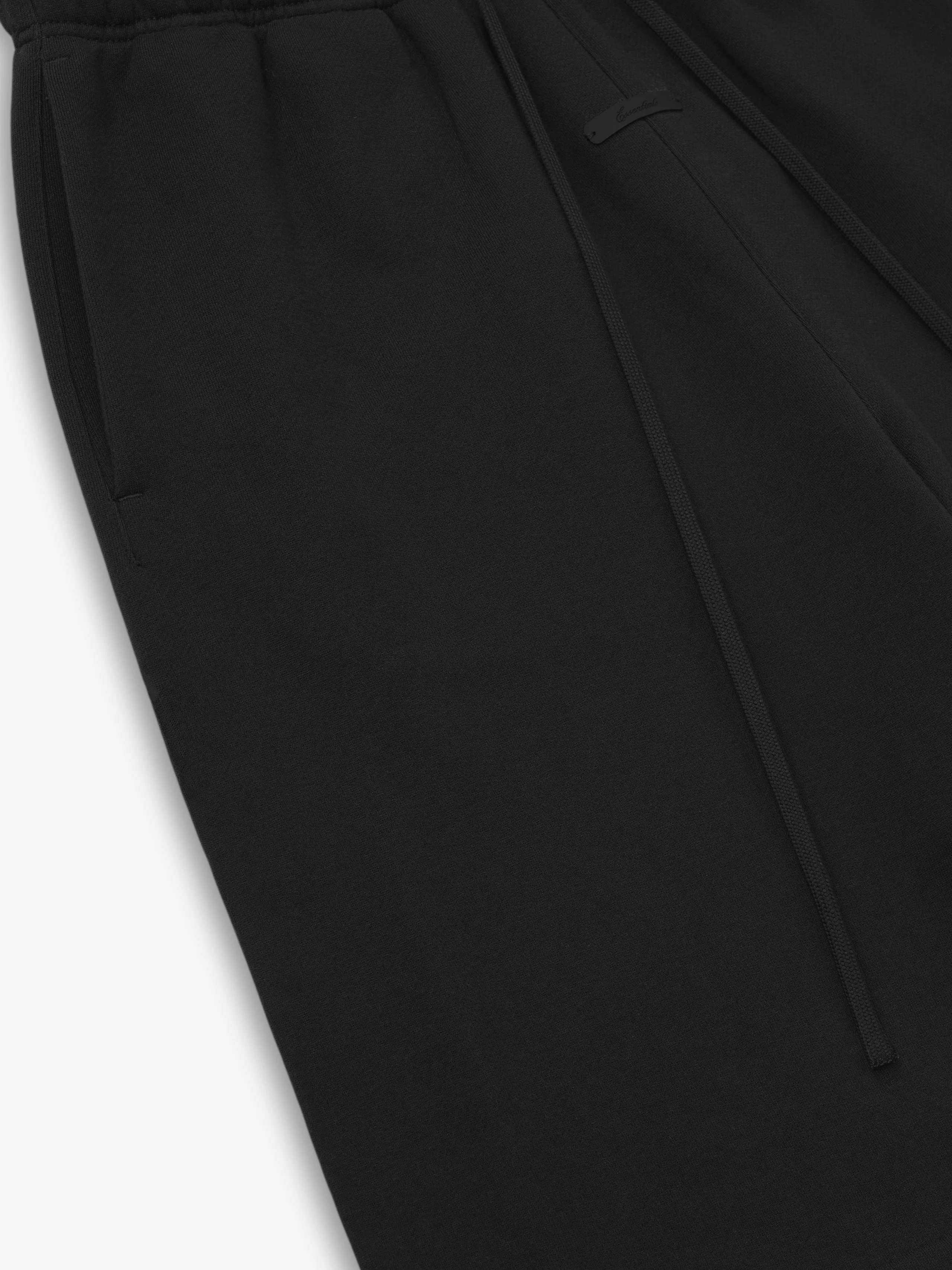 Active Trace Relaxed Sweatshort - Image 4